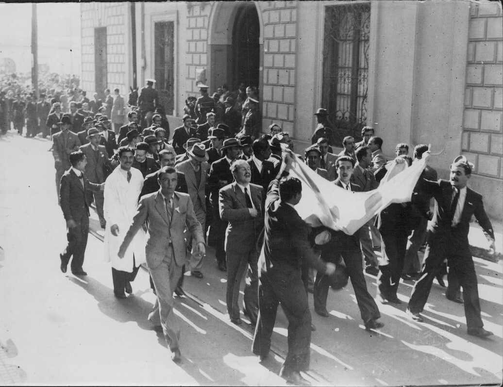 1918