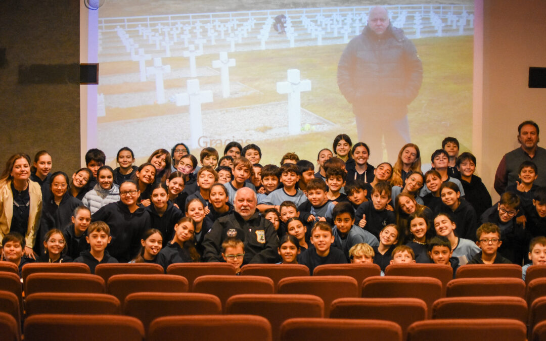 Visita de Excombatientes de Malvinas
